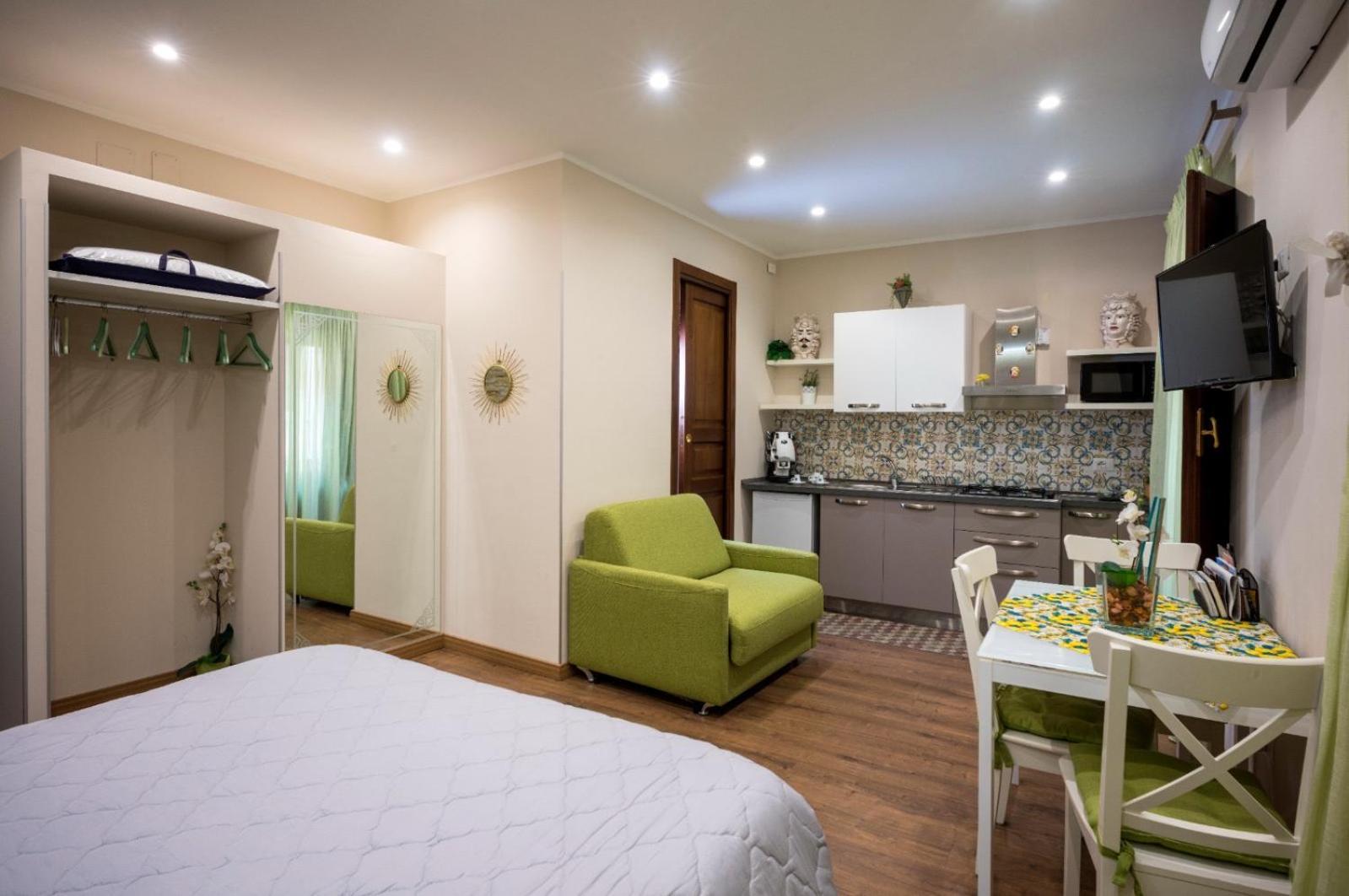 Taozen Apartment